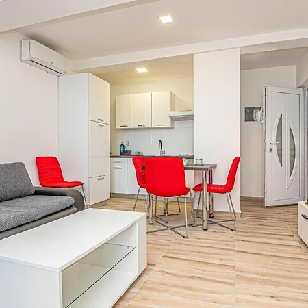 Cozy In With Wifi * Brodarica (Sibenik-Knin)